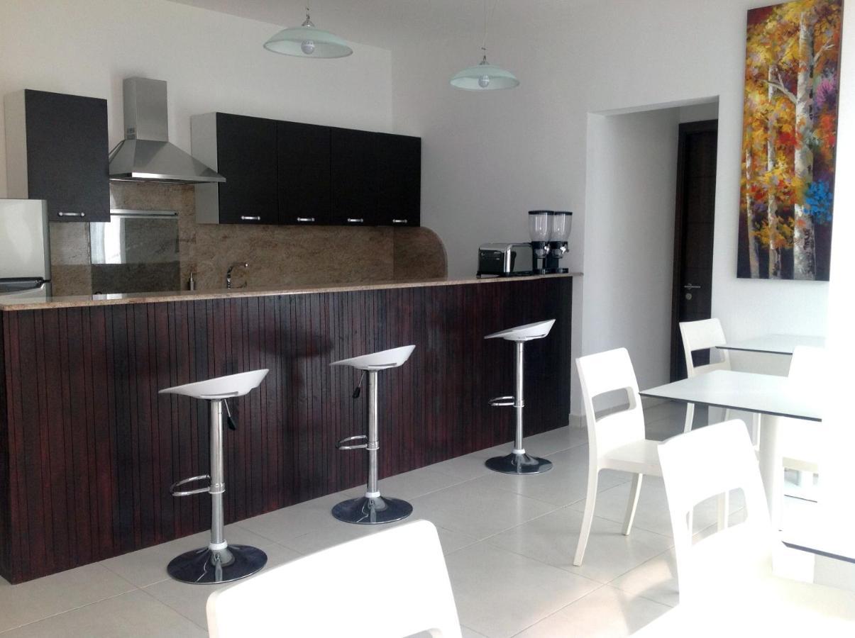 8Villa San Ġiljan Exterior foto